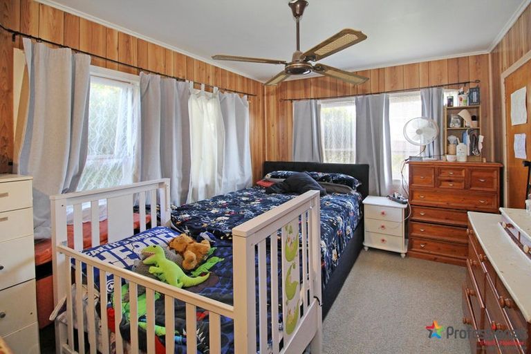 Photo of property in 24 Forbes Road, Favona, Auckland, 2024