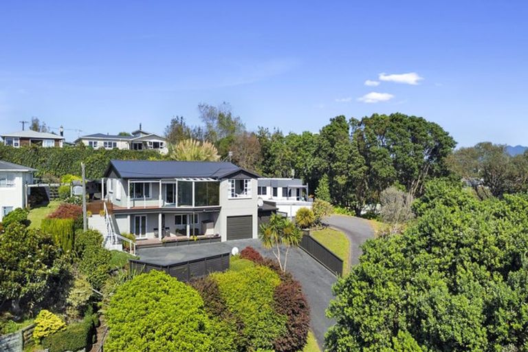Photo of property in 38 Seaview Road, Marfell, New Plymouth, 4310