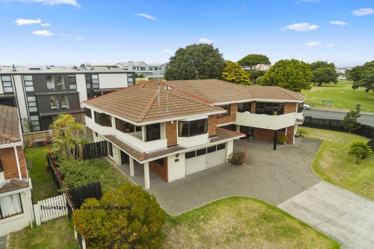 Photo of property in 2/49 May Street, Mount Maunganui, 3116
