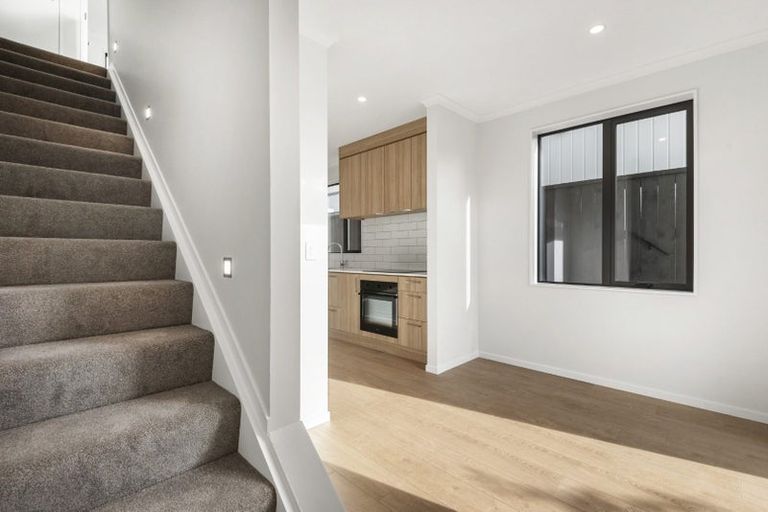 Photo of property in 345 Te Taruna Drive, Wainui, 0932
