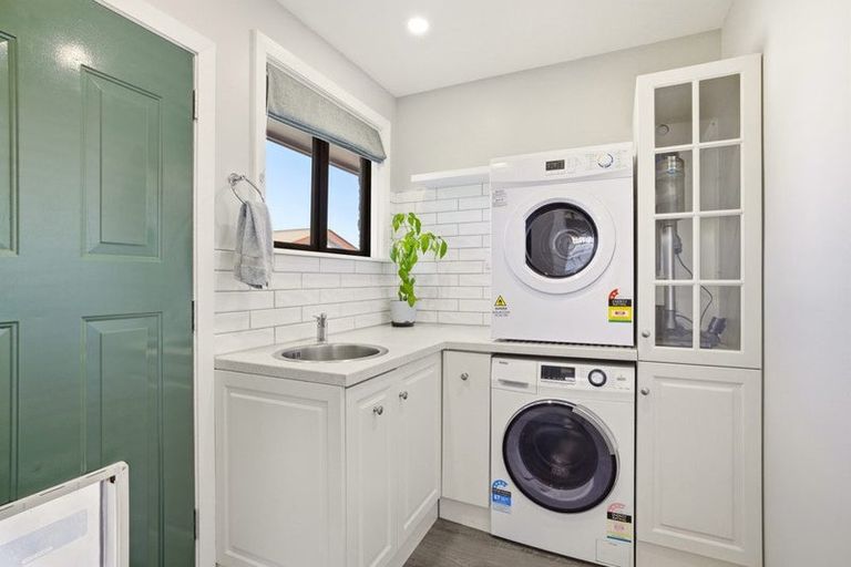 Photo of property in 94 Prestons Road, Redwood, Christchurch, 8051