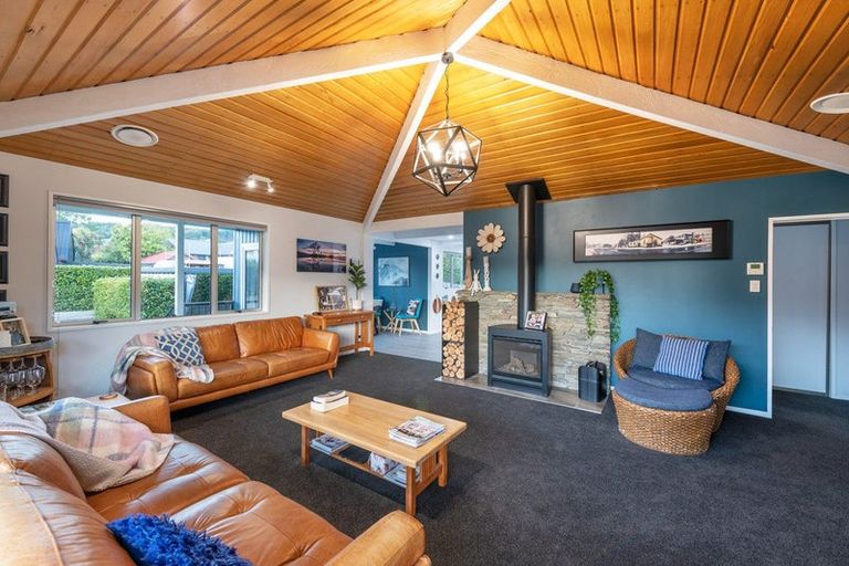 Photo of property in 9 Rimu Lane, Wanaka, 9305