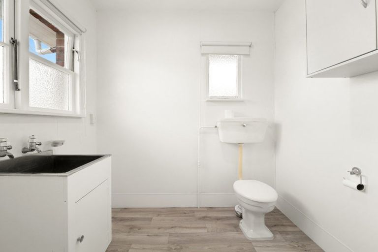 Photo of property in 6 Exeter Street, Abbotsford, Dunedin, 9018