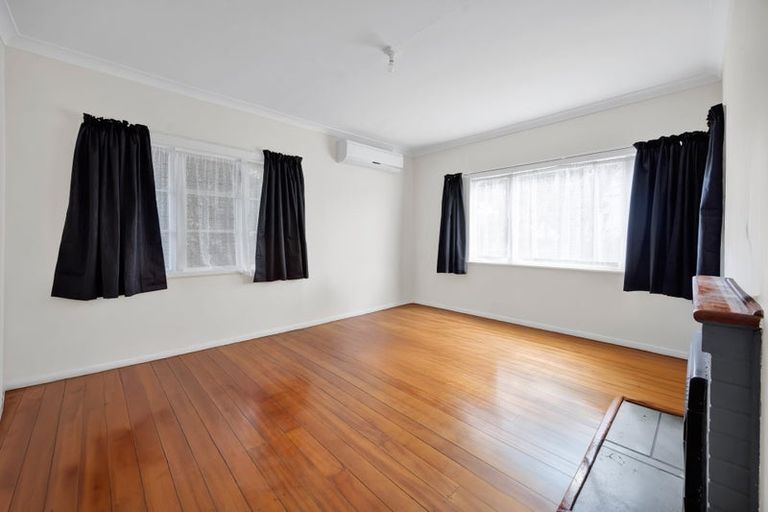 Photo of property in 44a Riemenschneider Street, Manaia, 4612