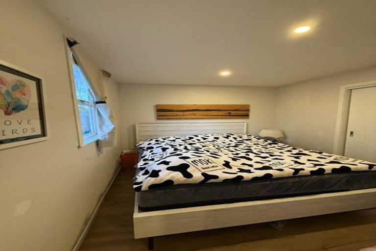 Photo of property in 2/4 Sydney Street, Hauraki, Auckland, 0622