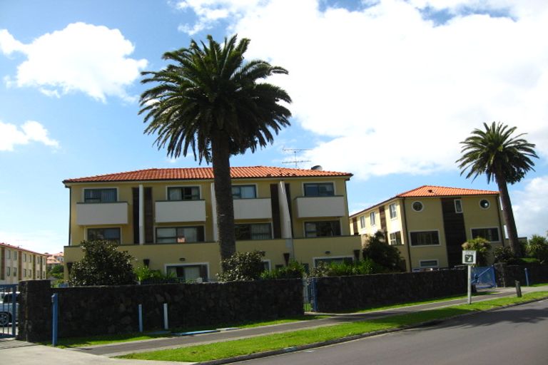 Photo of property in 14/595 Laurie Southwick Parade, Gulf Harbour, Whangaparaoa, 0930