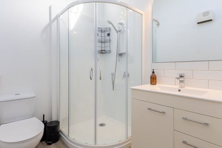 Photo of property in 99a Ruahine Street, Paraparaumu, 5032