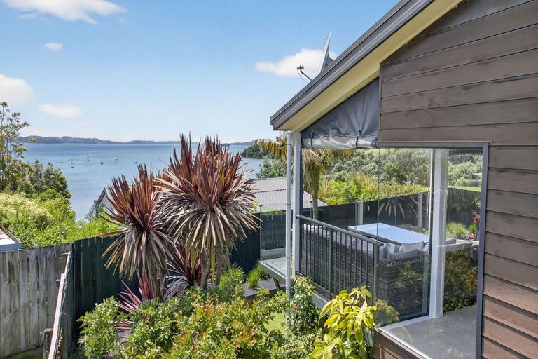 Photo of property in 73 Willjames Avenue, Algies Bay, Warkworth, 0920