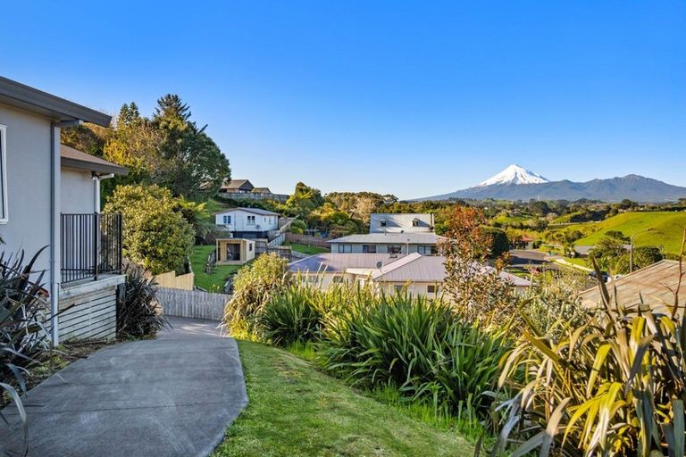 Photo of property in 25a Hobart Drive, Spotswood, New Plymouth, 4310