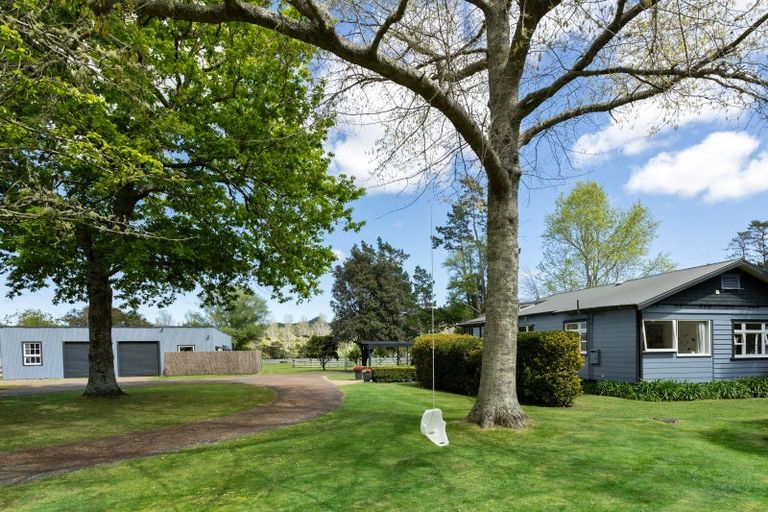 Photo of property in 11 Golf Road, Whitianga, 3591