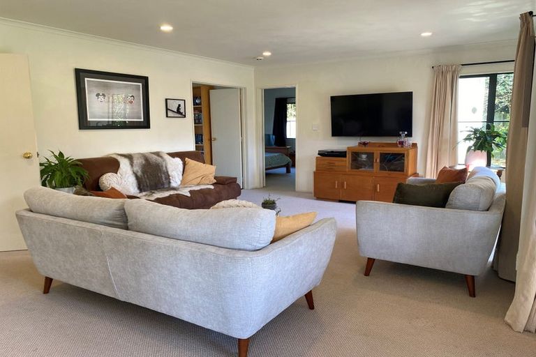 Photo of property in 15 Buckingham Place, Rototuna North, Hamilton, 3210