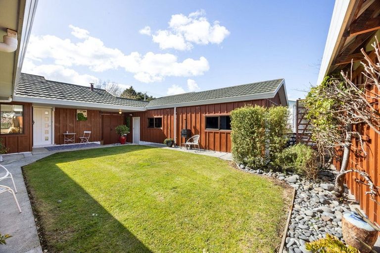 Photo of property in 2 Byron Street, Leamington, Cambridge, 3432