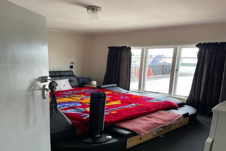 Photo of property in 72a Settlement Road, Papakura, 2110
