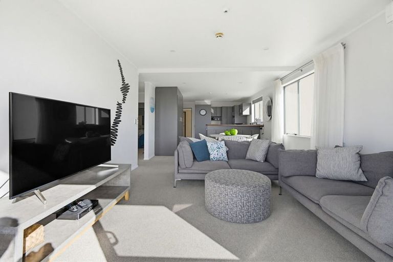 Photo of property in Beachpoint Apartments, 2/5 West End Road, Ohope, 3121
