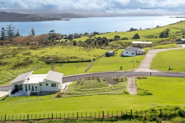 Photo of property in 30 Opononi Heights Drive, Opononi, Kaikohe, 0473