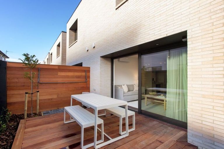 Photo of property in 2/44 Winchester Street, Merivale, Christchurch, 8014