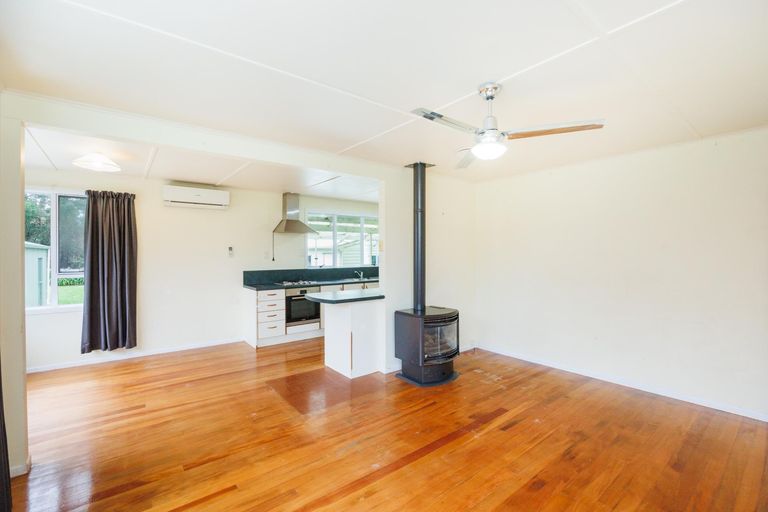 Photo of property in 39 Hewitts Road, Linton, Palmerston North, 4472