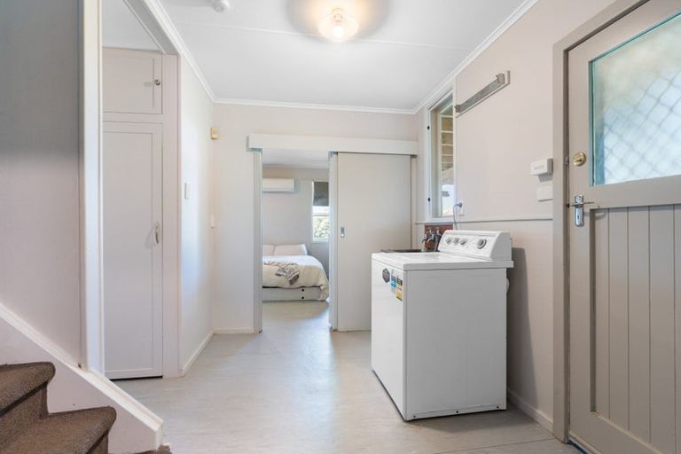 Photo of property in 11 Fordham Street, Beach Haven, Auckland, 0626