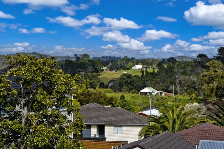 Photo of property in 20 Kellett Road, Ranui, Auckland, 0612