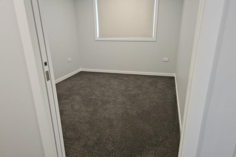 Photo of property in 12 Topsail Way, Whitby, Porirua, 5024