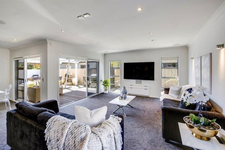Photo of property in 21 Tasman Drive, Poraiti, Napier, 4112