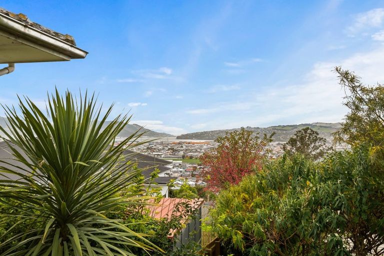 Photo of property in 15 Middleton Road, Kew, Dunedin, 9012