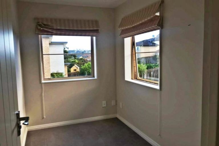 Photo of property in 58 Laurel Oak Drive, Schnapper Rock, Auckland, 0632