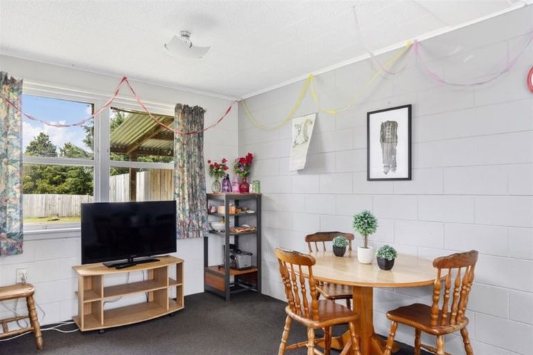 Photo of property in 42 Macloughlin Drive, Te Puke, 3119