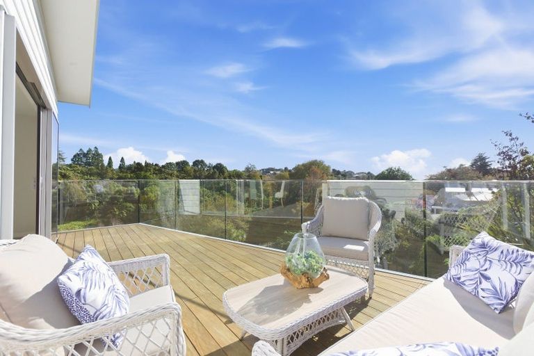 Photo of property in 12c Ruskin Place, Westown, New Plymouth, 4310