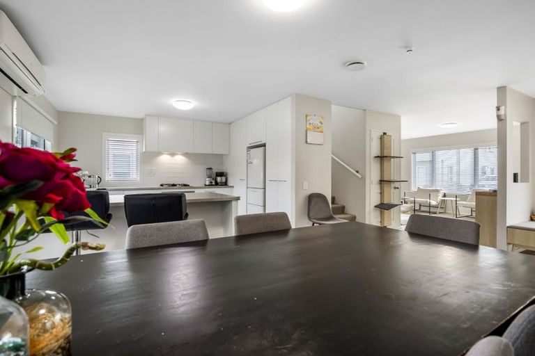 Photo of property in 52h Fifth Avenue, Enderley, Hamilton, 3214