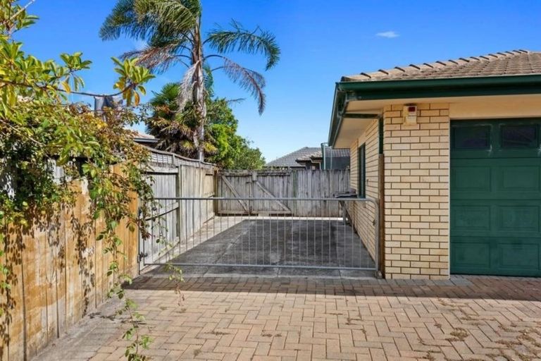Photo of property in 2 Nautilus Drive, Papamoa Beach, Papamoa, 3118