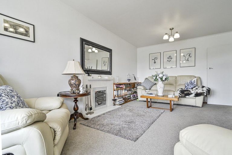 Photo of property in 1/403 Sylvan Road, Parkvale, Hastings, 4122