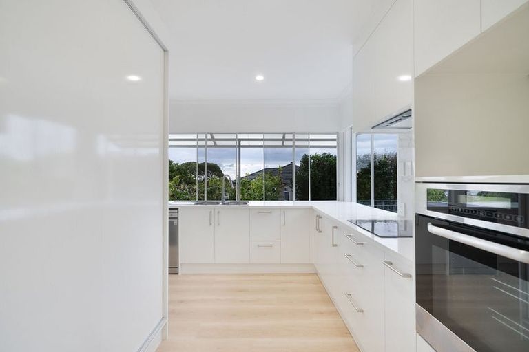 Photo of property in 19 Brooke Road, Red Hill, Papakura, 2110