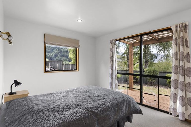 Photo of property in 2a Reavers Lane, Queenstown, 9300
