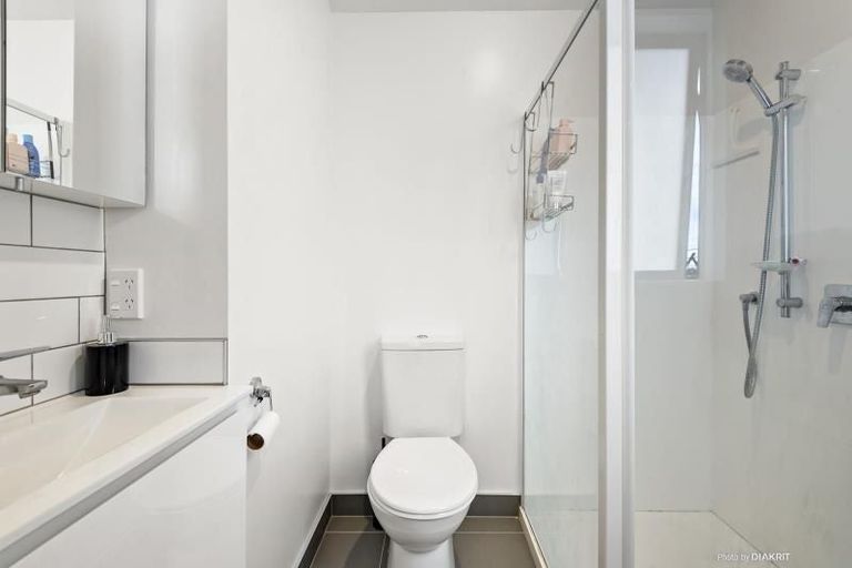 Photo of property in 74u3 Derwent Street, Island Bay, Wellington, 6023