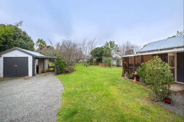 Photo of property in 44 Victoria Street, Carterton, 5713