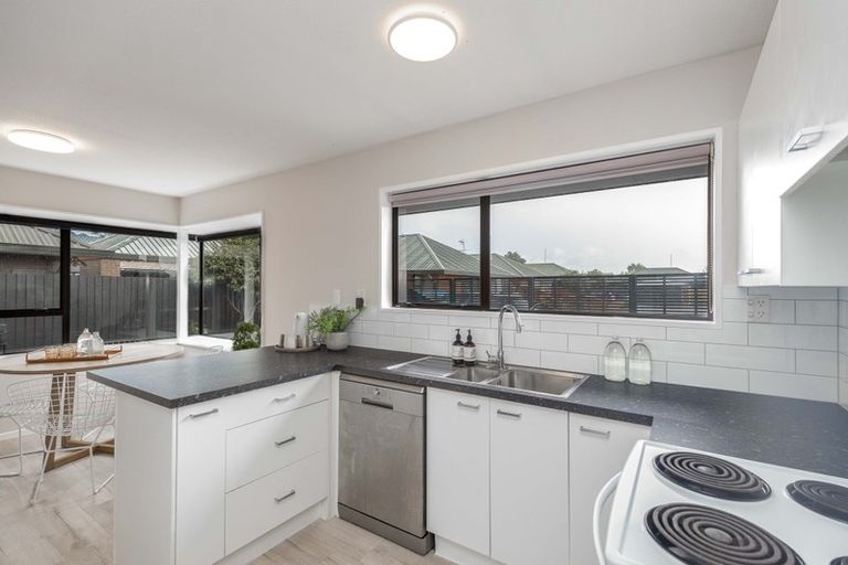 Photo of property in 5 Edwins Way, Burwood, Christchurch, 8083