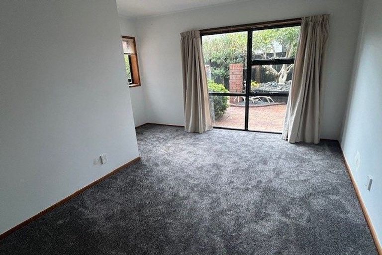 Photo of property in 26b Waller Avenue, Bucklands Beach, Auckland, 2012