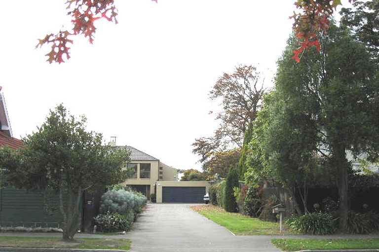 Photo of property in 14a Memorial Avenue, Ilam, Christchurch, 8053