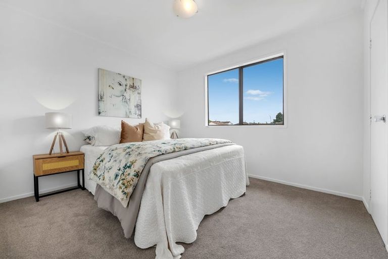 Photo of property in 2/17 Coombe Avenue, Otara, Auckland, 2023