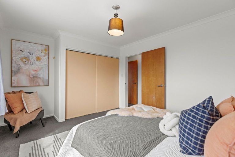 Photo of property in 1/123a Queenspark Drive, Parklands, Christchurch, 8083