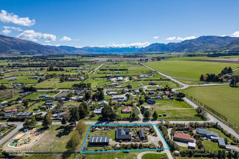 Photo of property in 5 Loach Road, Hawea Flat, Wanaka, 9382
