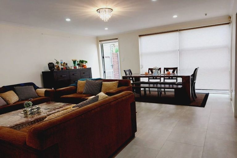 Photo of property in 8 Reins Road, Takanini, 2112