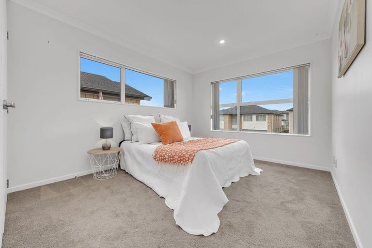 Photo of property in 69 Castlederg Drive, Flat Bush, Auckland, 2019