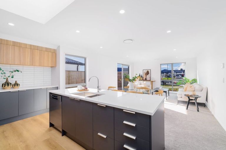 Photo of property in 8 Waterford Farm Road, Halswell, Christchurch, 8025