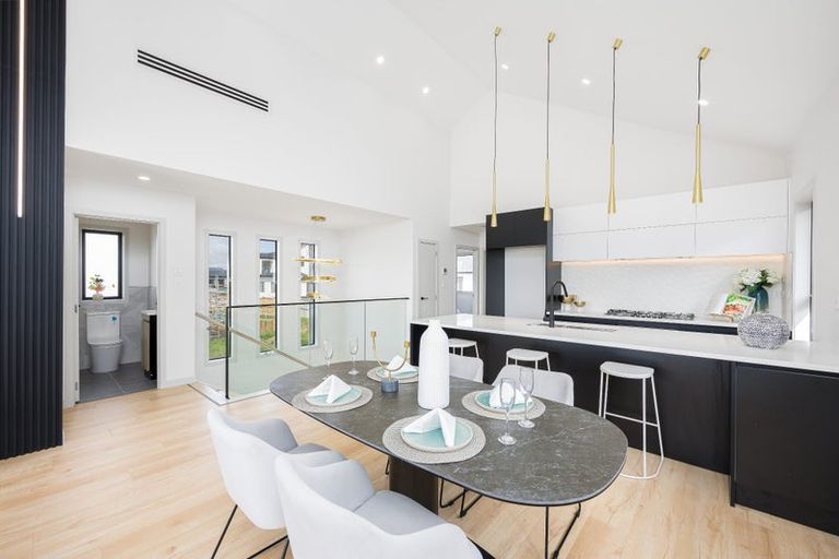 Photo of property in 60 Matangi View Drive, Orewa, 0931