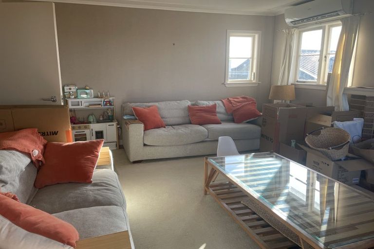 Photo of property in 7 River Road, Red Beach, 0932