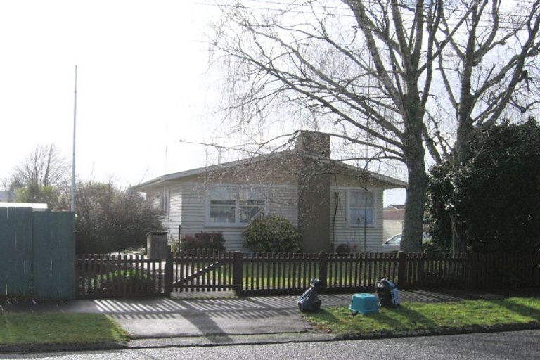 Photo of property in 18 Oban Avenue, Glenview, Hamilton, 3206