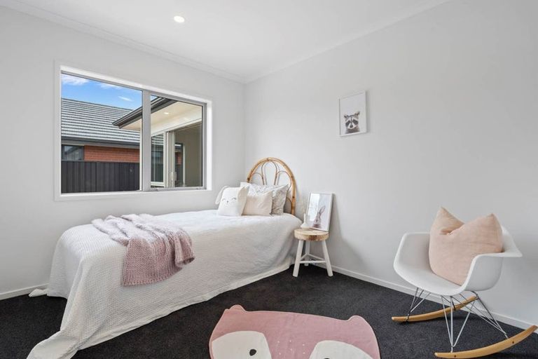 Photo of property in 9 Paihere Street, Huapai, 0810