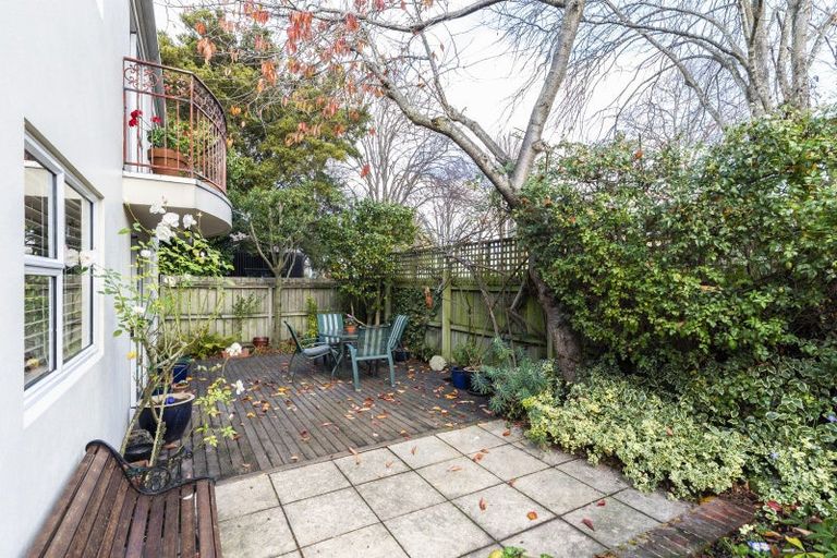 Photo of property in 2/18 Darvel Street, Riccarton, Christchurch, 8011